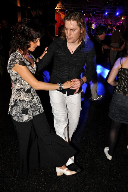 min 2008 11 08 fous swing 195